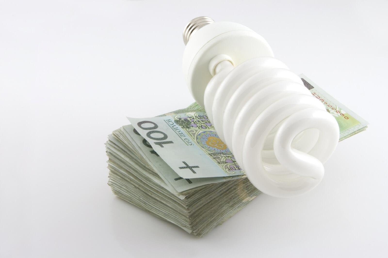 Zmiana sprzedawcy energii w 4 krokach – dlaczego warto? 
